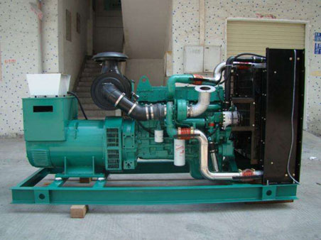 龙沙1100kw康明斯柴油发电机组图片 龙沙1100kw康明斯柴油发电机组图片